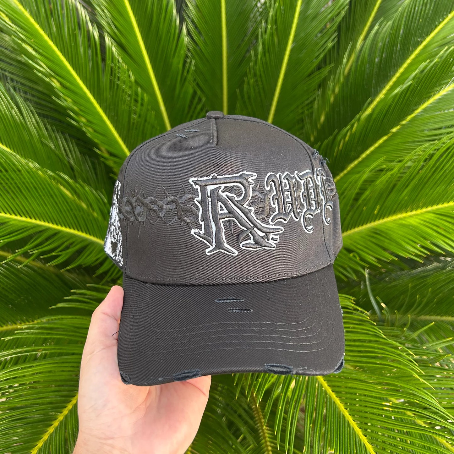Gorra Rude Awakenings Crowns of Thorns