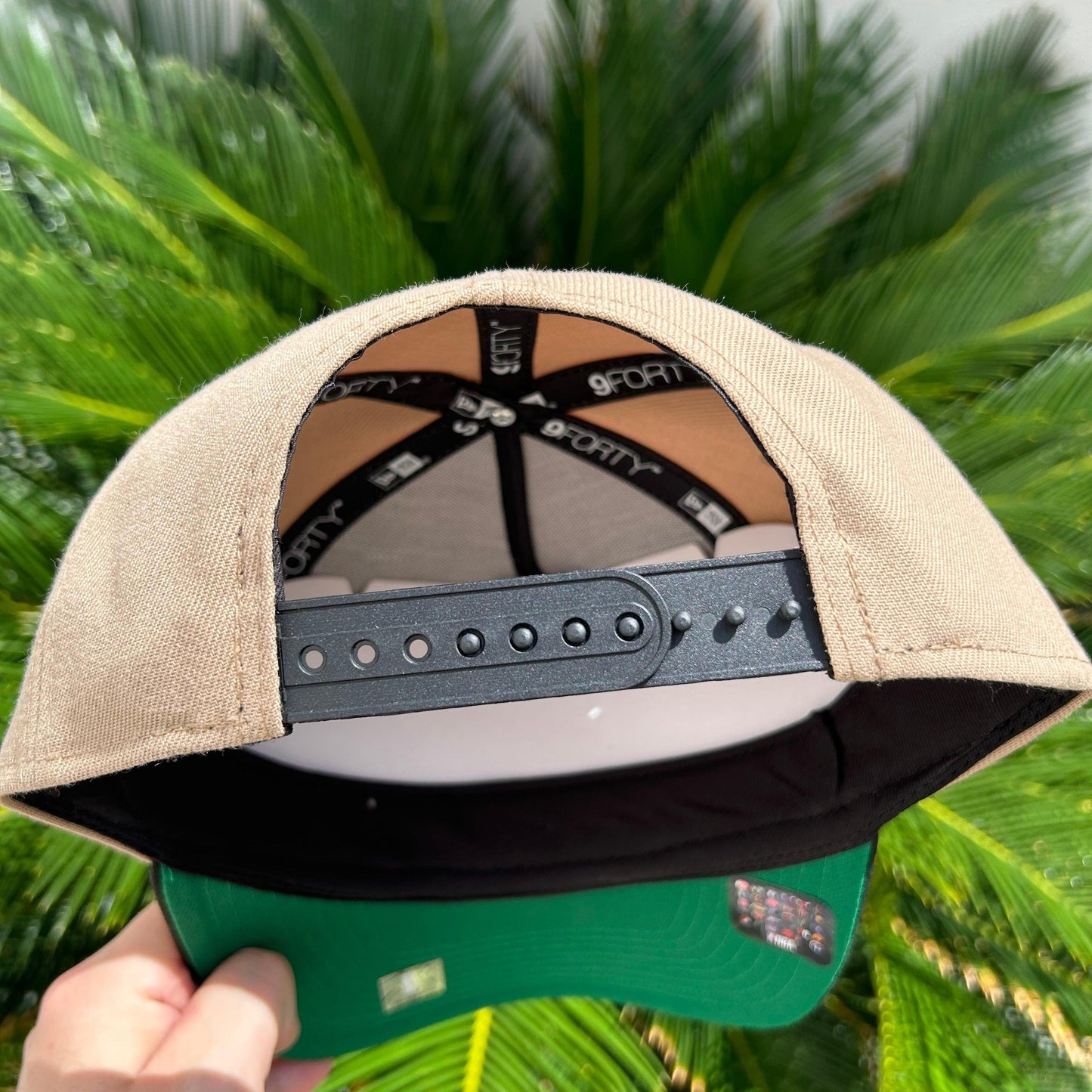 Gorra Exclusiva Lakers "Upside Down" - Hats Tricks