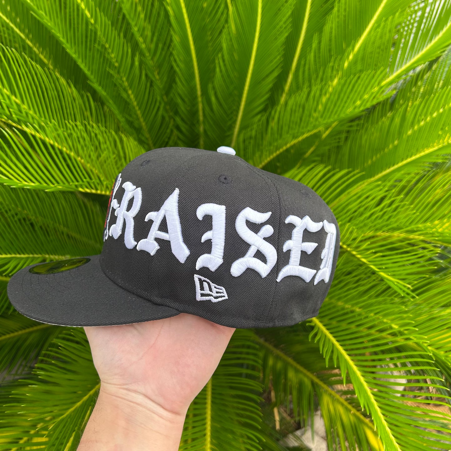Gorra Exclusiva Born x Raised