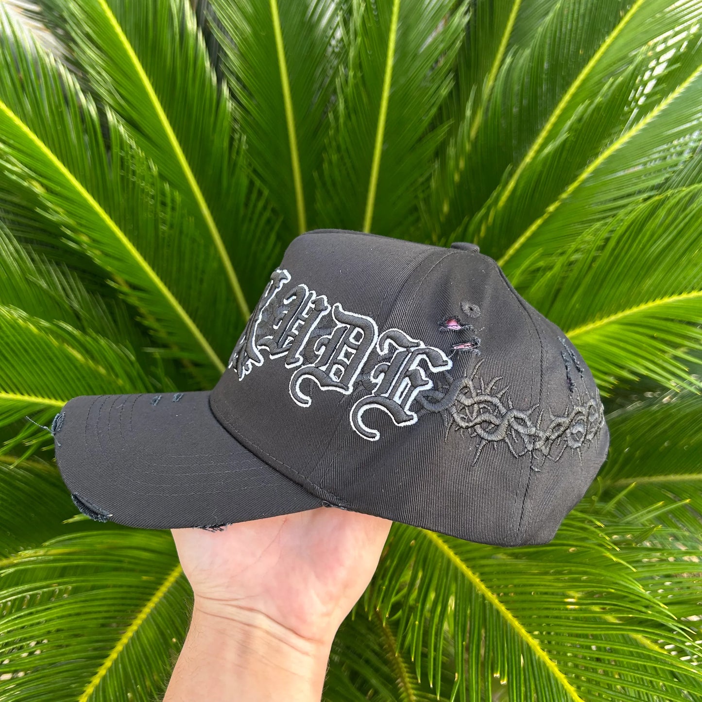 Gorra Rude Awakenings Crowns of Thorns