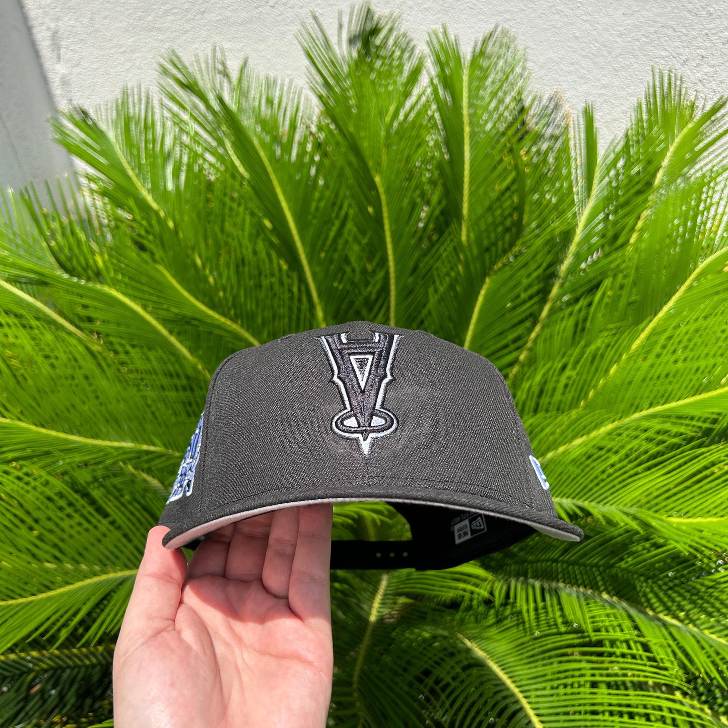 Gorra Exclusiva Angels "Upside Down" - Hats Tricks