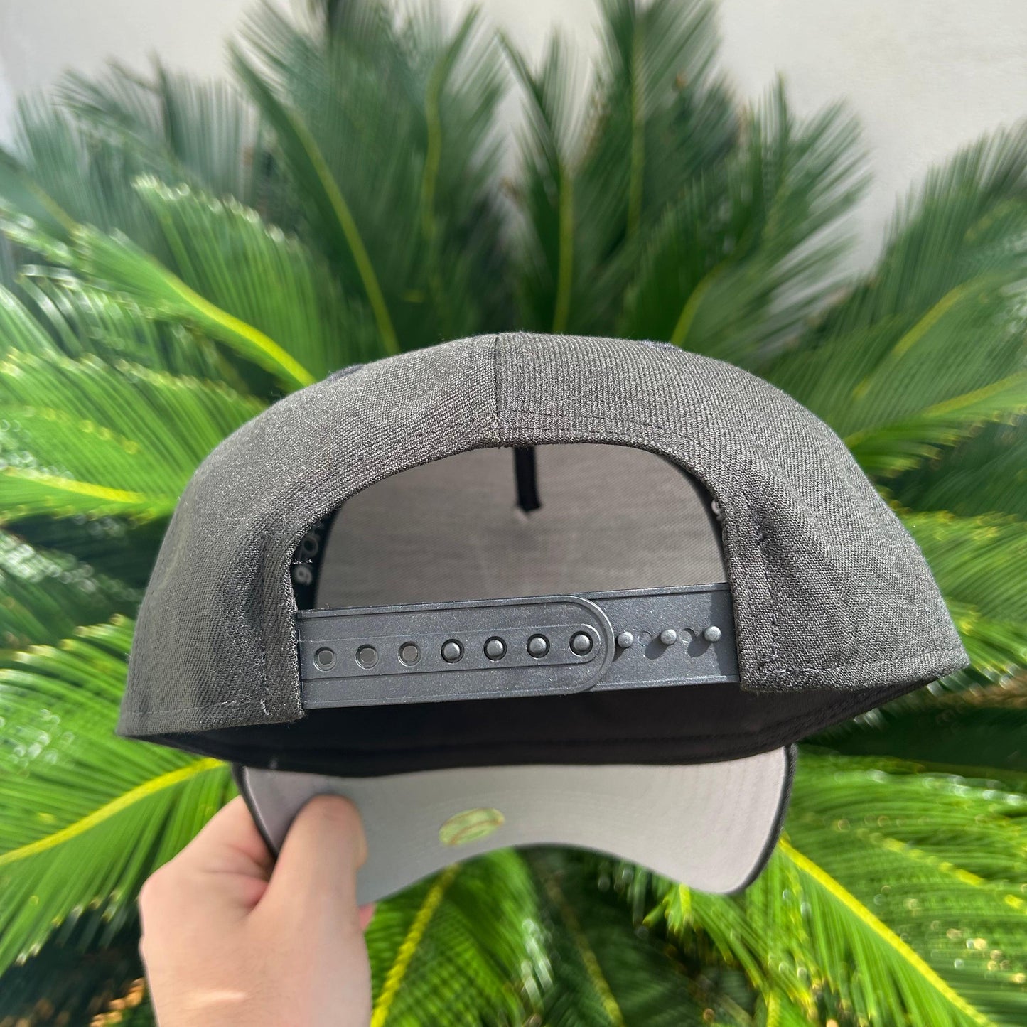 Gorra Exclusiva Angels "Upside Down" - Hats Tricks