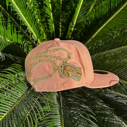 Gorra Exclusiva New Era x Supreme “Jesus Piece” Durazno