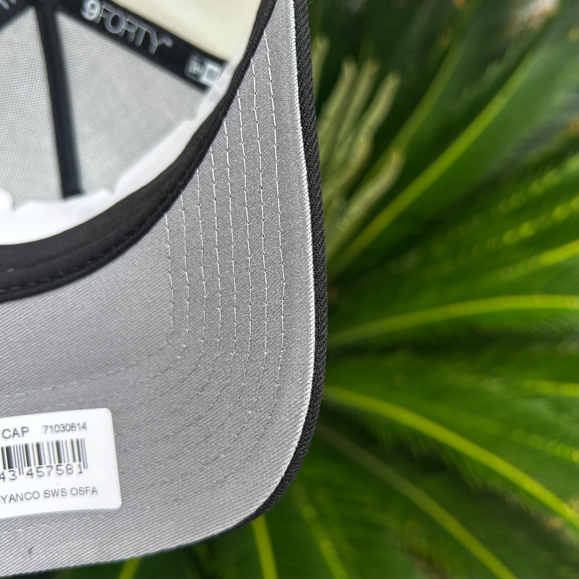 Gorra Exclusiva NY Yankees - Unitalla / Blanco / Negro