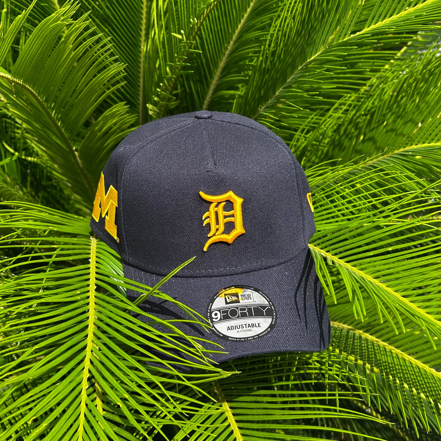 Gorra New Era Exclusiva Detroit Tigers x Michigan State - Unitalla / Azul/Amarillo