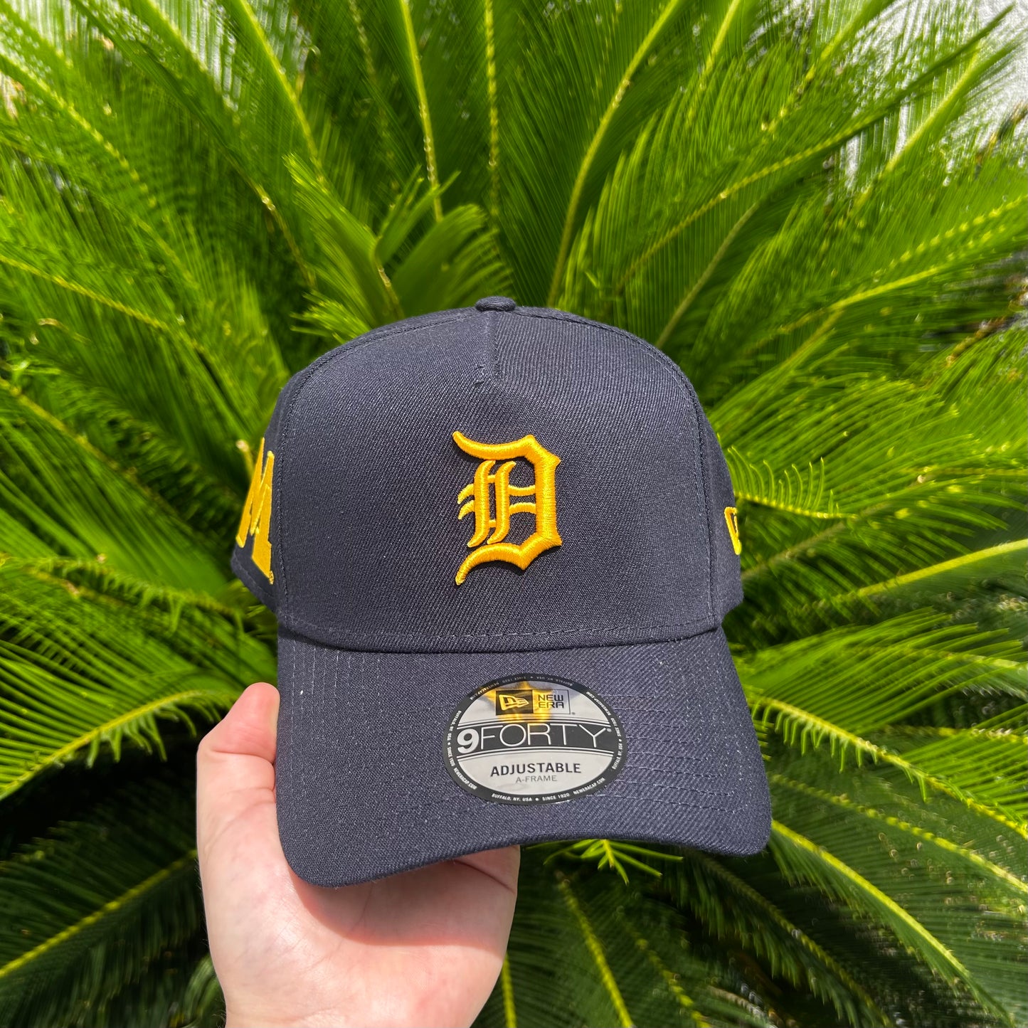 Gorra New Era Exclusiva Detroit Tigers x Michigan State - Unitalla / Azul/Amarillo