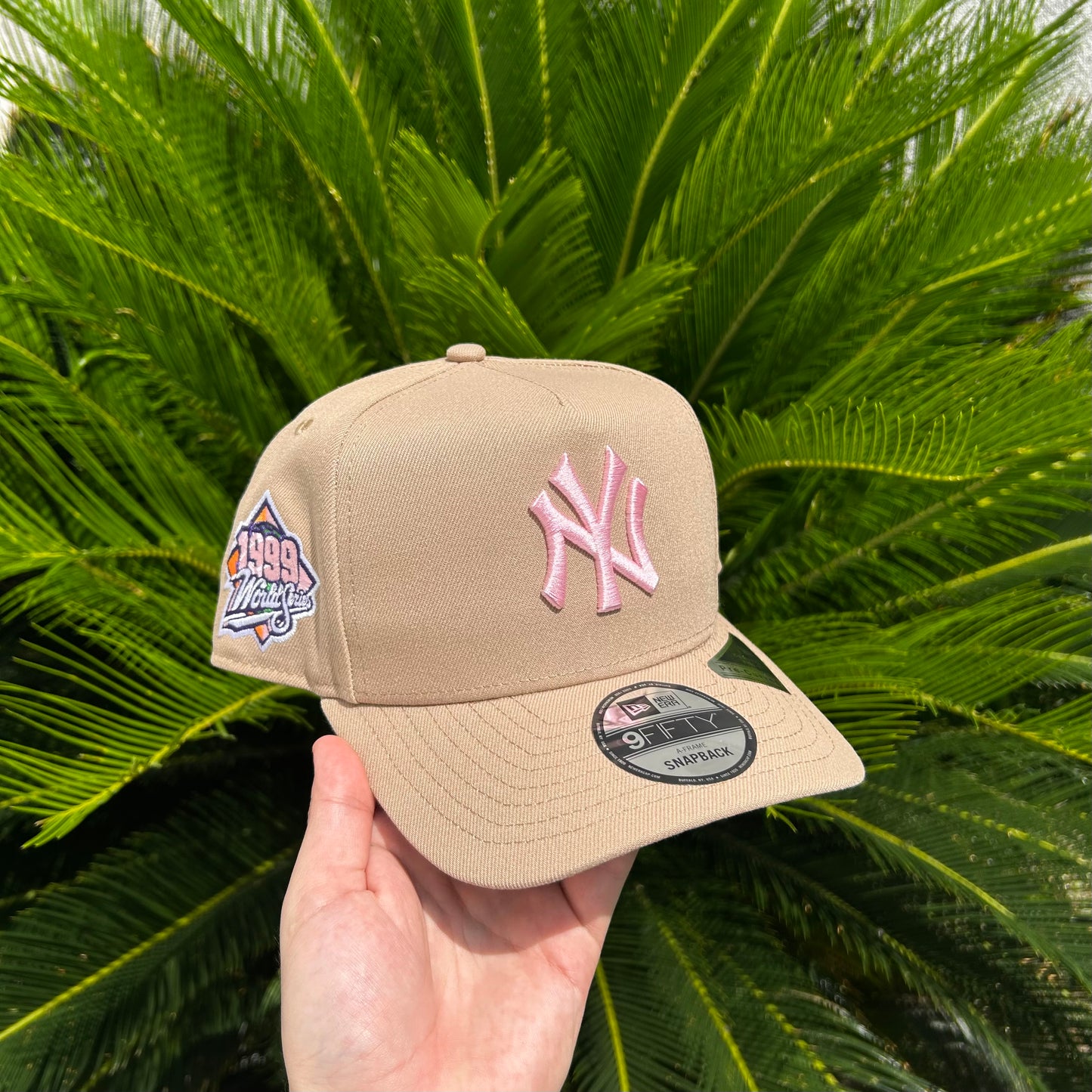 Gorra Exclusiva Yankees Beige - Unitalla