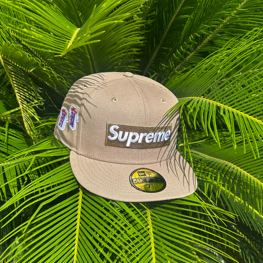Gorra Exclusiva New Era x Supreme Beige - 7 1/2