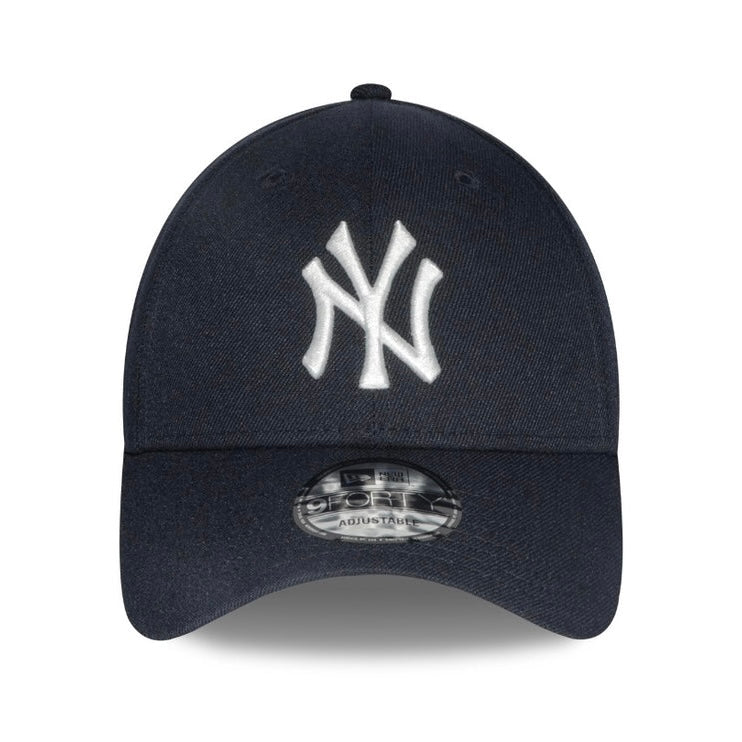 Gorra Bad Bunny x NY Yankees 9FORTY PREVENTA