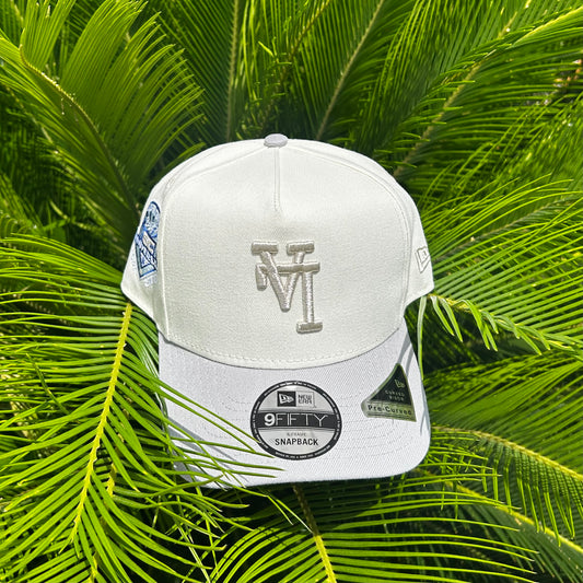 Gorra Exclusiva Dodgers ’Upside Down’ - Unitalla / Blanca/Gris