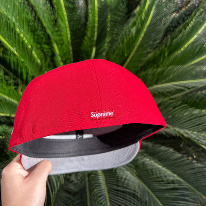 Gorra Exclusiva New Era x Supreme x Swarovski Roja