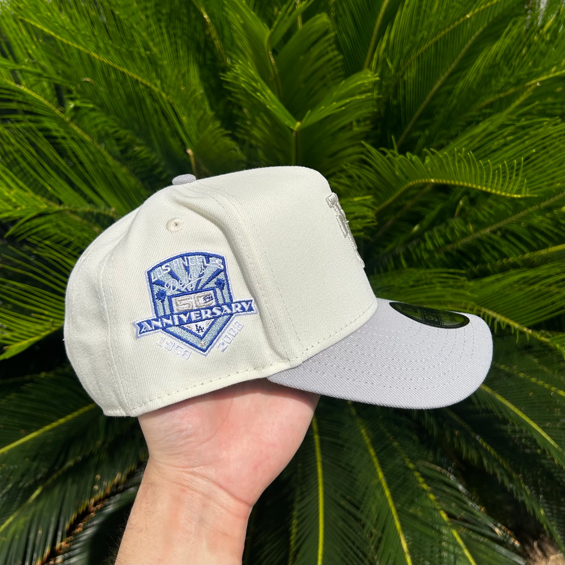 Gorra Exclusiva Dodgers ’Upside Down’ - Unitalla / Blanca/Gris