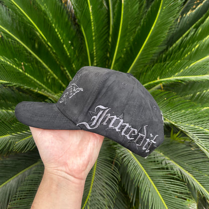 Gorra Innedit “LA-MIRI BRUCE WAYNE” FULL SET