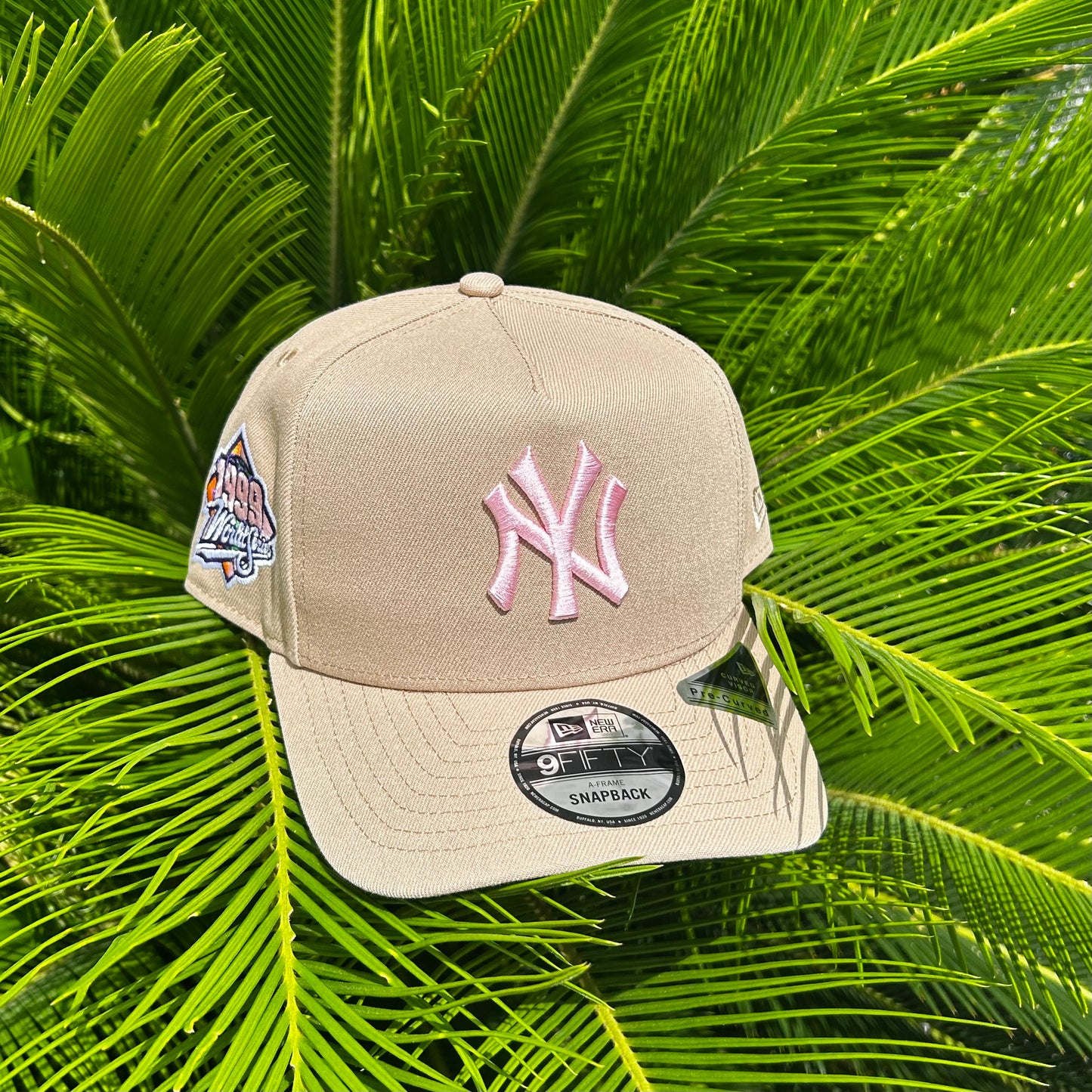 Gorra Exclusiva Yankees Beige - Unitalla