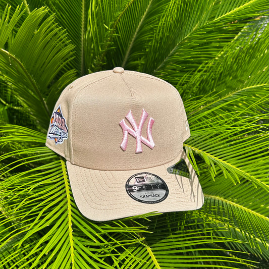 Gorra Exclusiva Yankees Beige - Unitalla