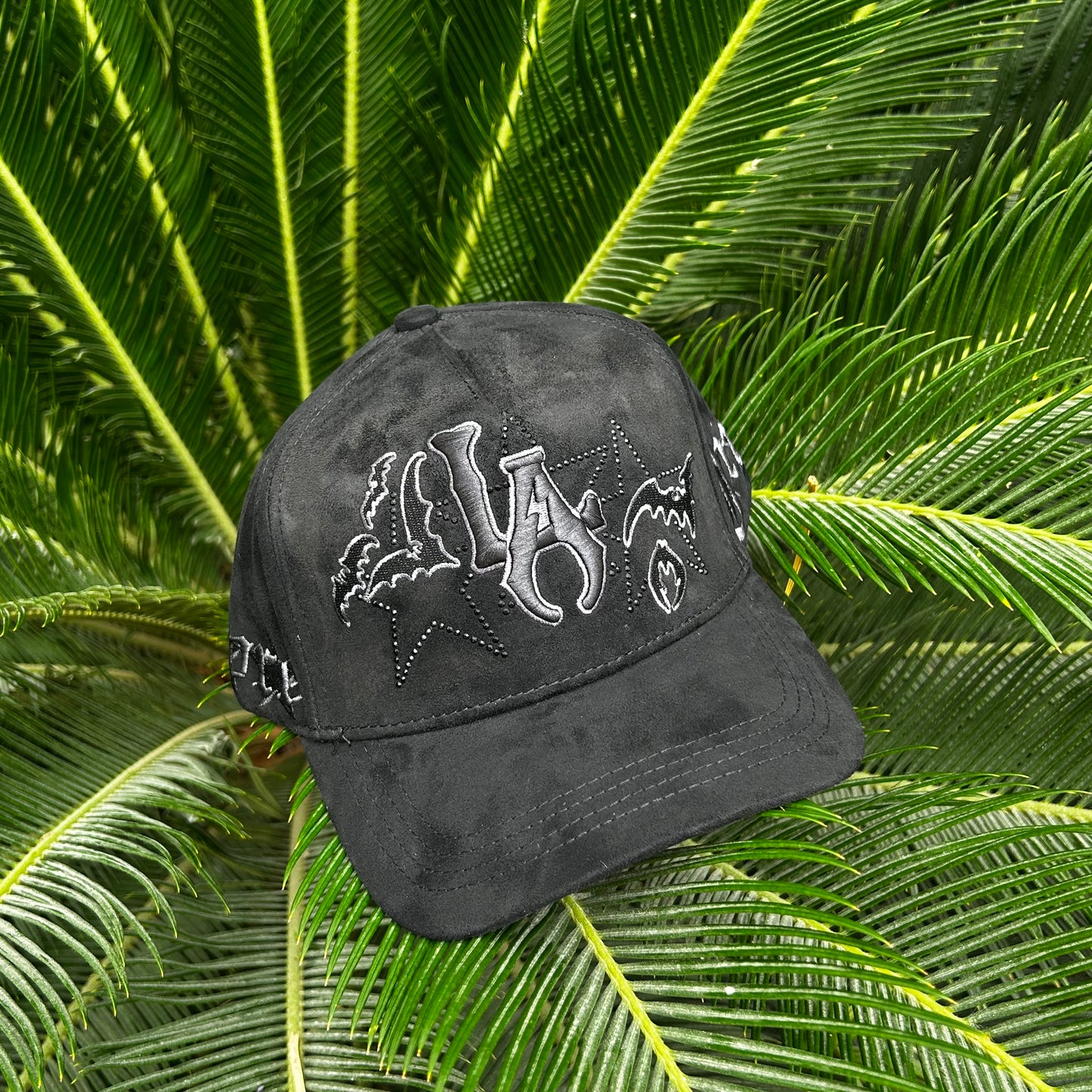 Gorra Innedit “LA-MIRI BRUCE WAYNE” FULL SET