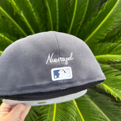 Gorra Bad Bunny x NY Yankees FITTED