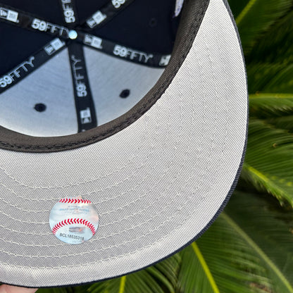 Gorra Bad Bunny x NY Yankees FITTED