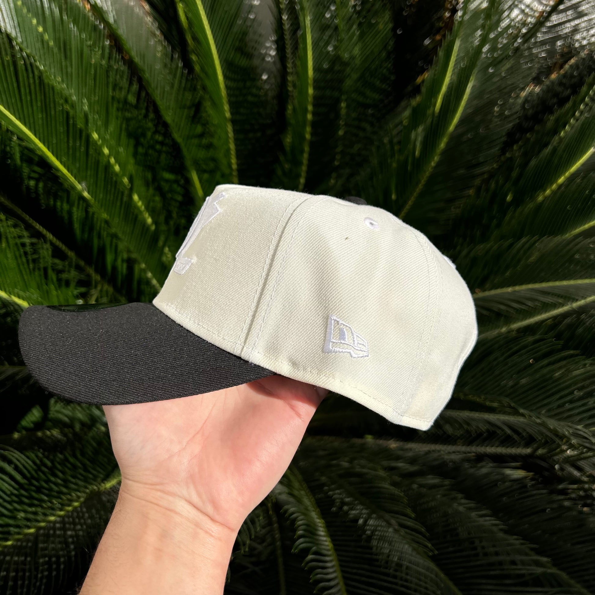 Gorra Exclusiva Anaheim Ducks - Unitalla / Blanco/Negro
