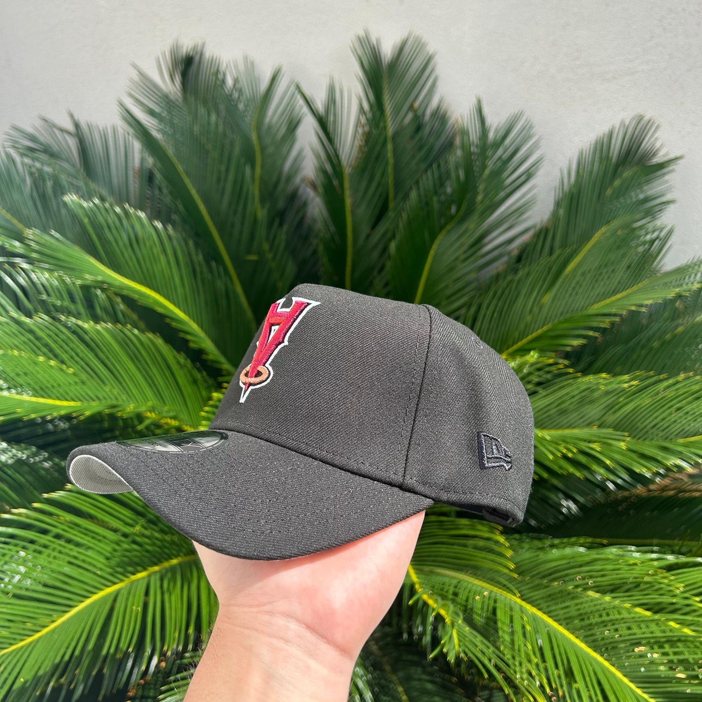 Gorra Exclusiva Angels "Upside Down"