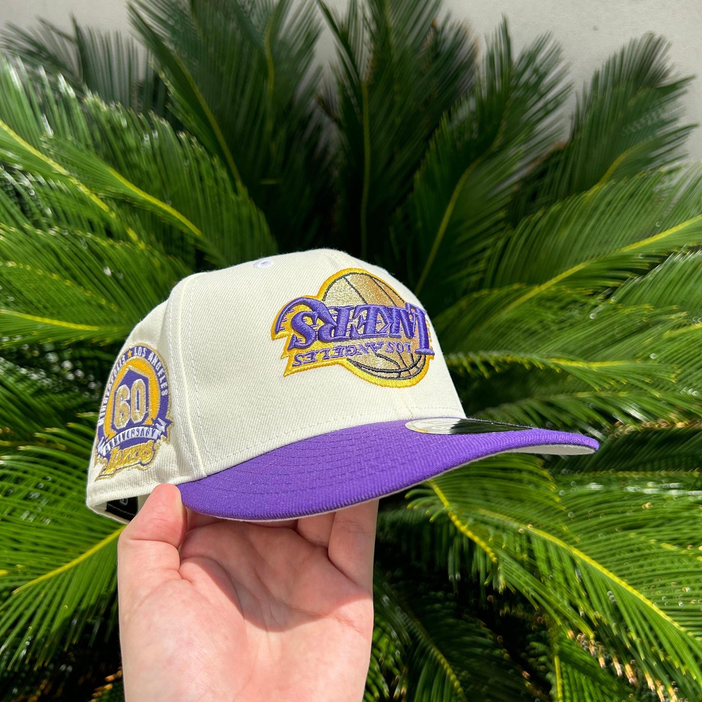 Gorra Exclusiva Lakers "Upside Down"