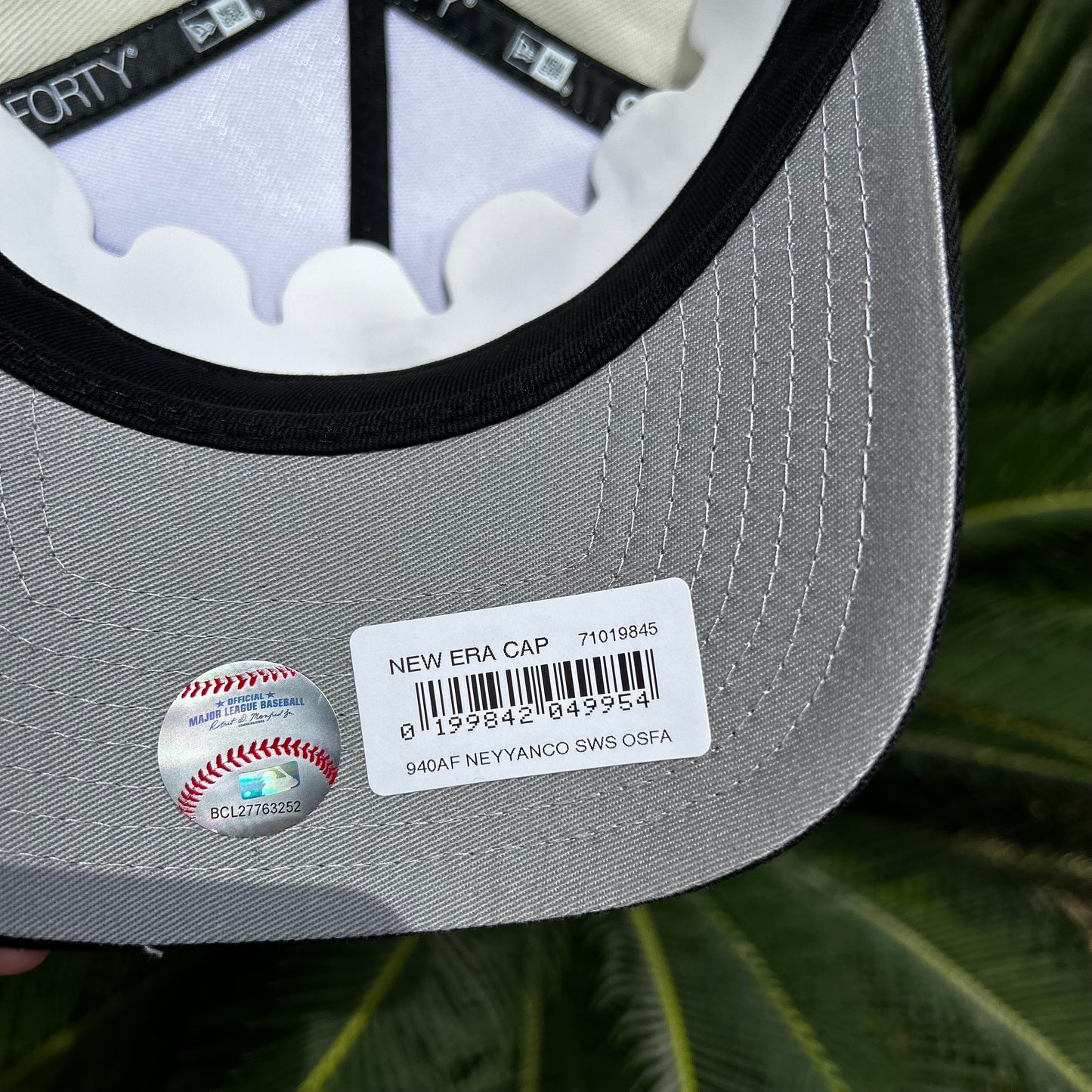 Gorra Exclusiva NY Yankees - Unitalla / Blanco / Negro