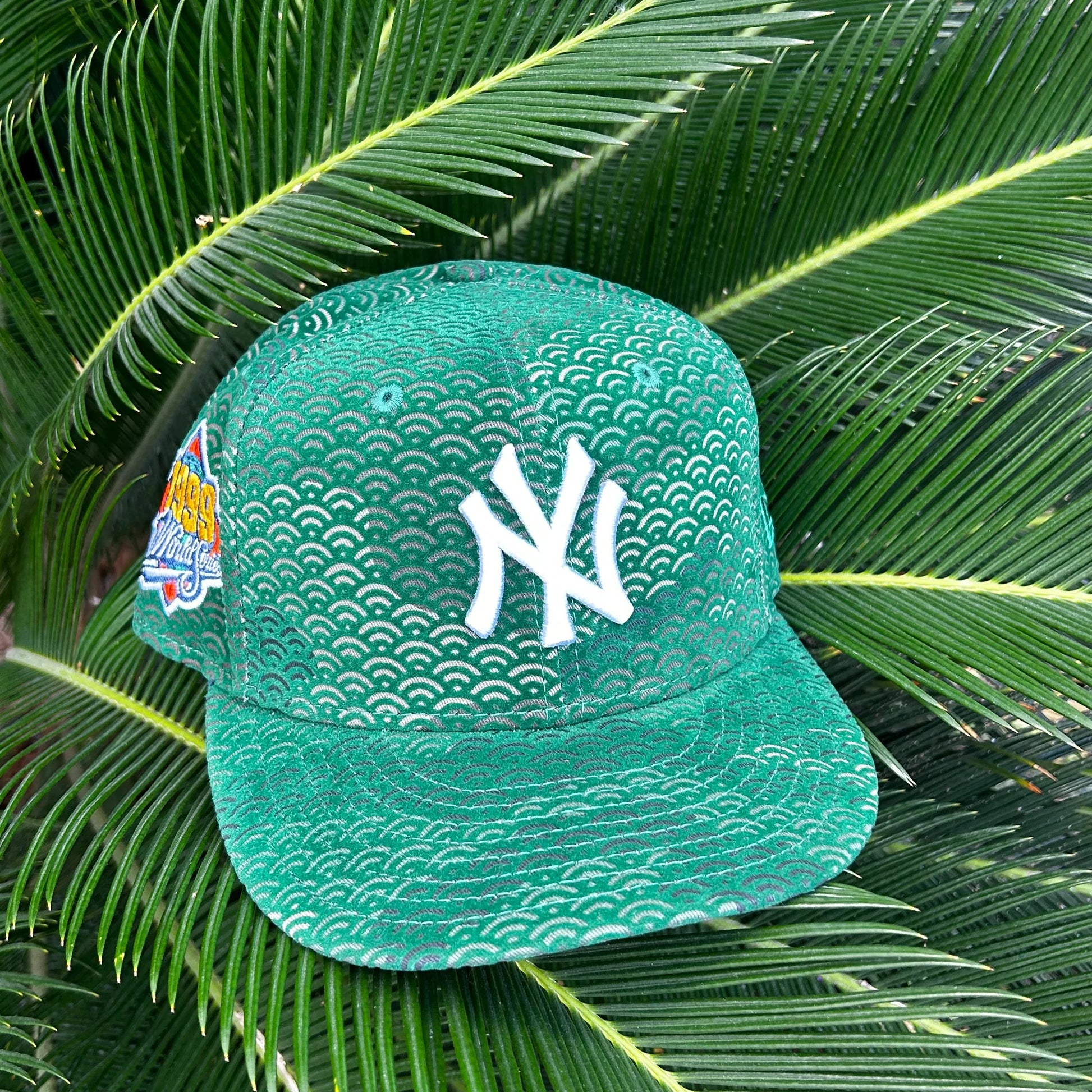 Gorra Exclusiva New Era Sakura 3.0 x New York Yankees