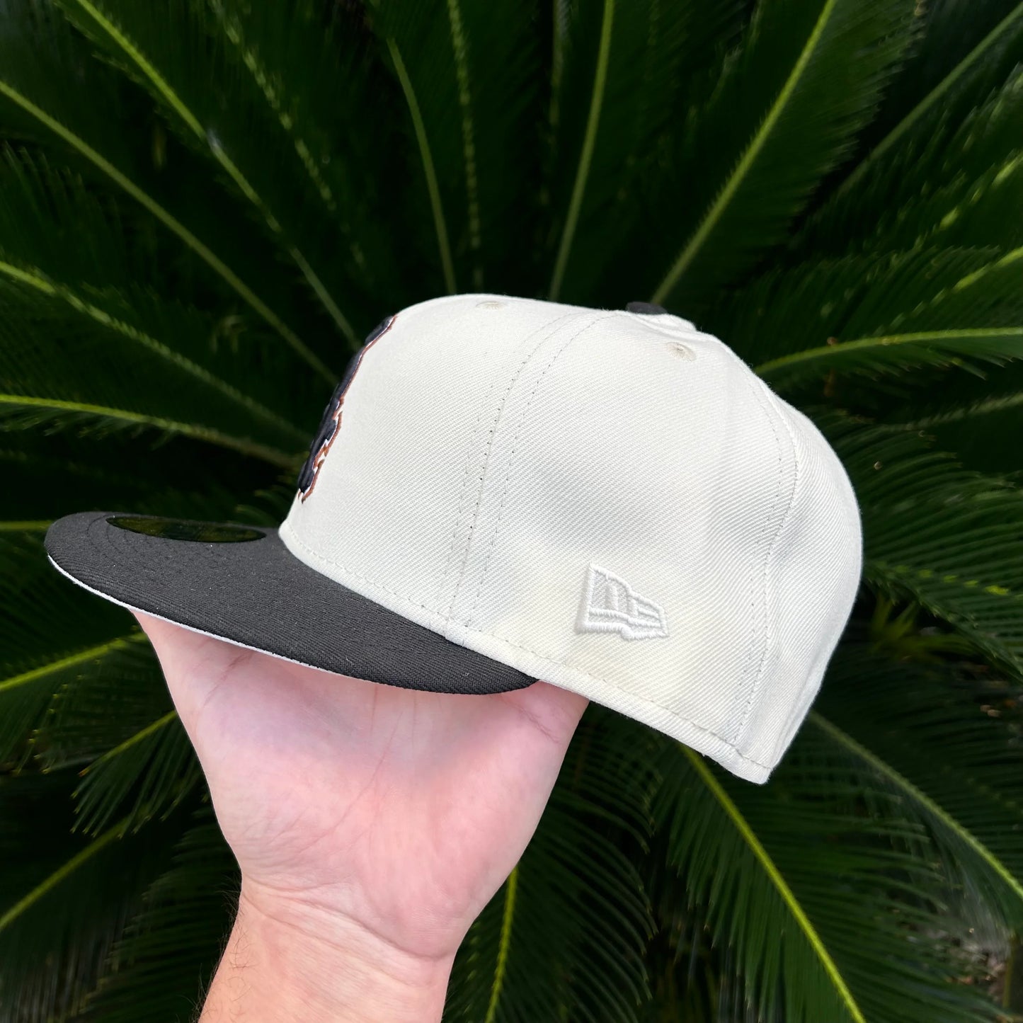 Gorra Exclusiva New Era x Sox Custom x Kanye West