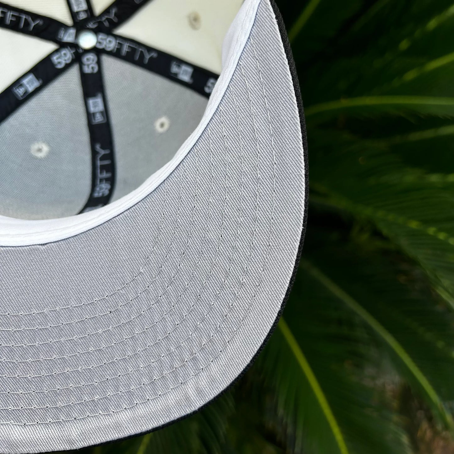 Gorra Exclusiva New Era x Sox Custom x Kanye West