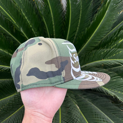 Gorra Exclusiva New Era x Supreme Box Logo - 7 3/8 / Camuflaje