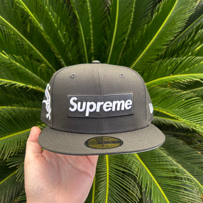 Gorra Exclusiva New Era x Supreme Chicago White Sox