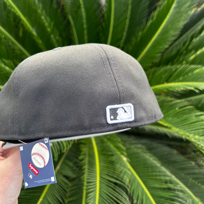 Gorra Exclusiva New Era x Supreme Chicago White Sox