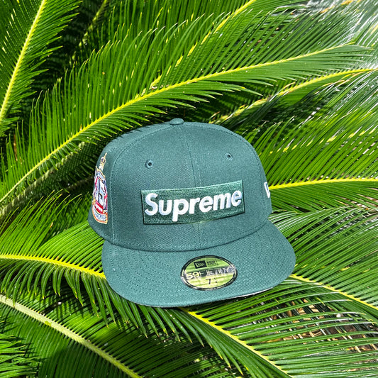 Gorra Exclusiva New Era x Supreme London
