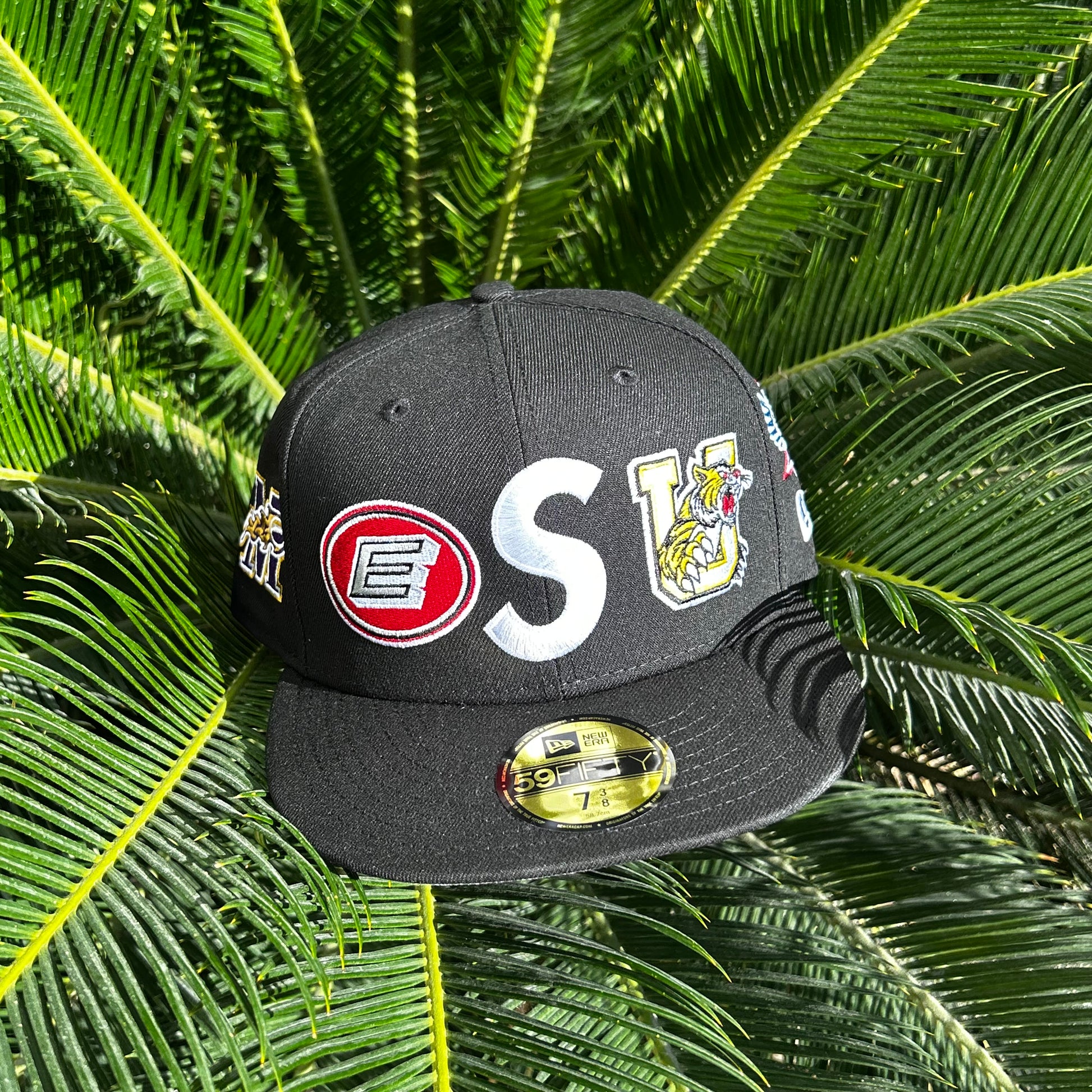 Gorra Exclusiva New Era x Supreme Multilogo Negra - 7 3/8 / Negro
