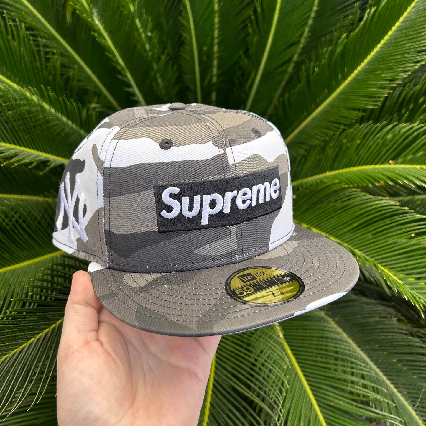 Gorra Exclusiva New Era x Supreme New York Yankees