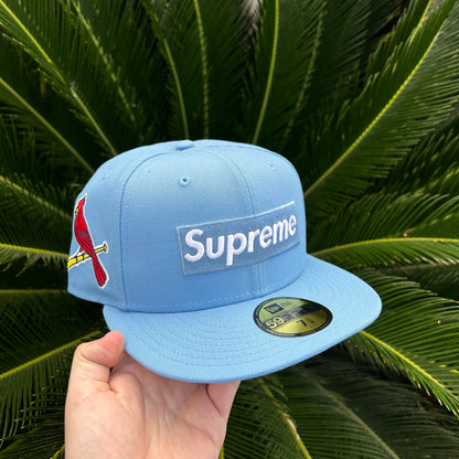 Gorra Exclusiva New Era x Supreme St. Louis Cardinals