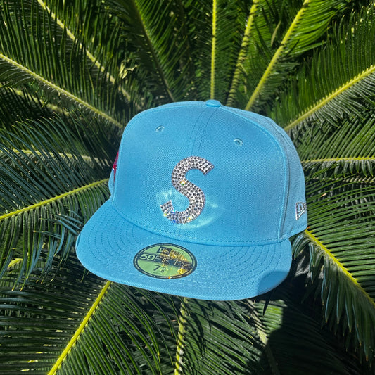 Gorra Exclusiva New Era x Supreme Swarovski Celeste - 7 5/8