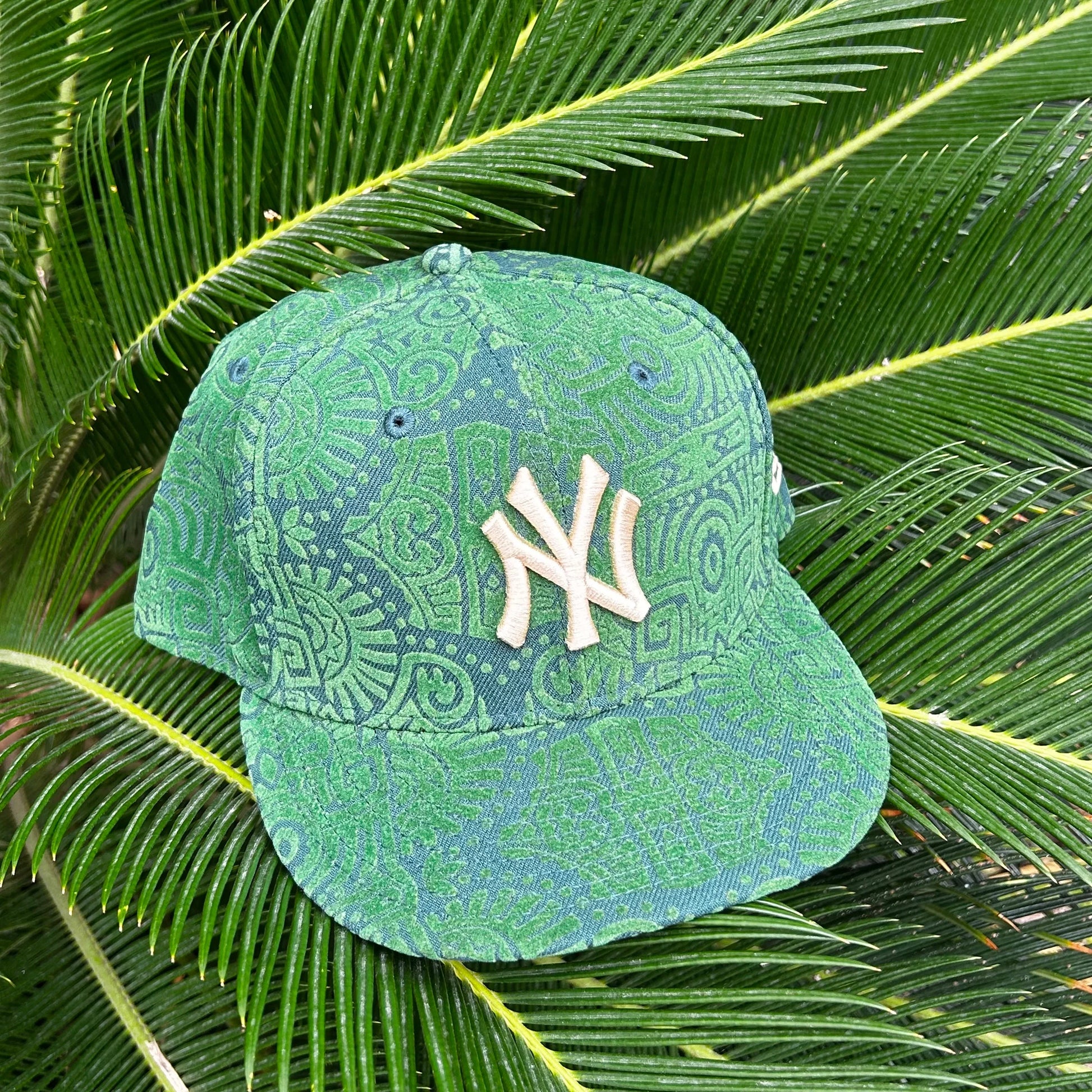 Gorra Exclusiva Yankees Groovy Green