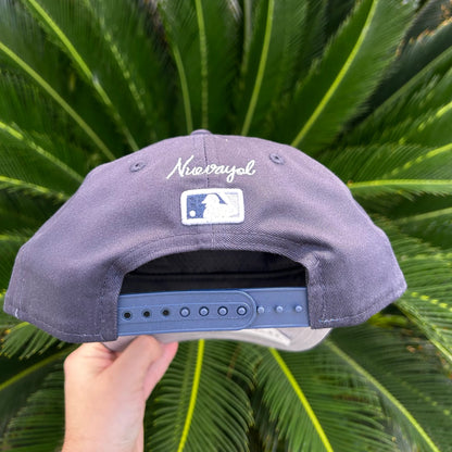 Gorra New Era Bad Bunny x NY Yankees 19TWENTY