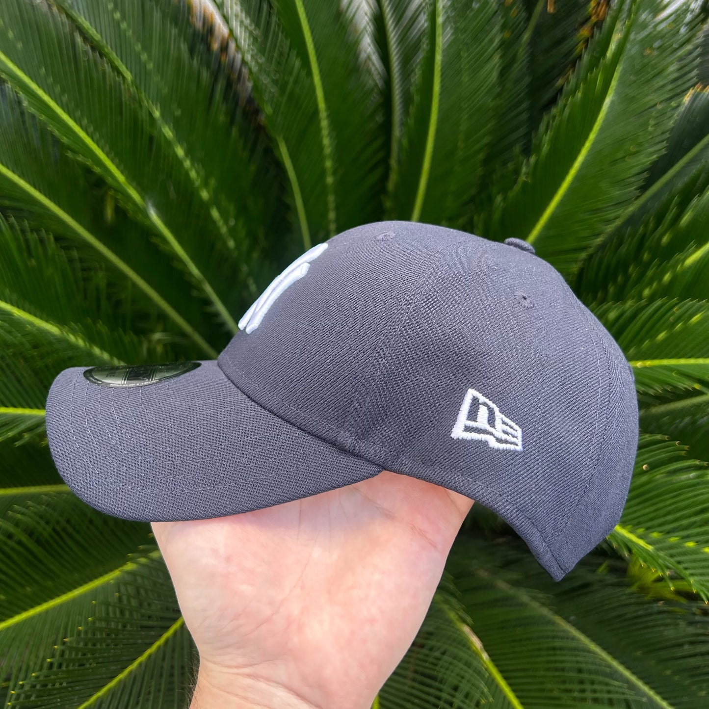 Gorra New Era Bad Bunny x NY Yankees 9FORTY