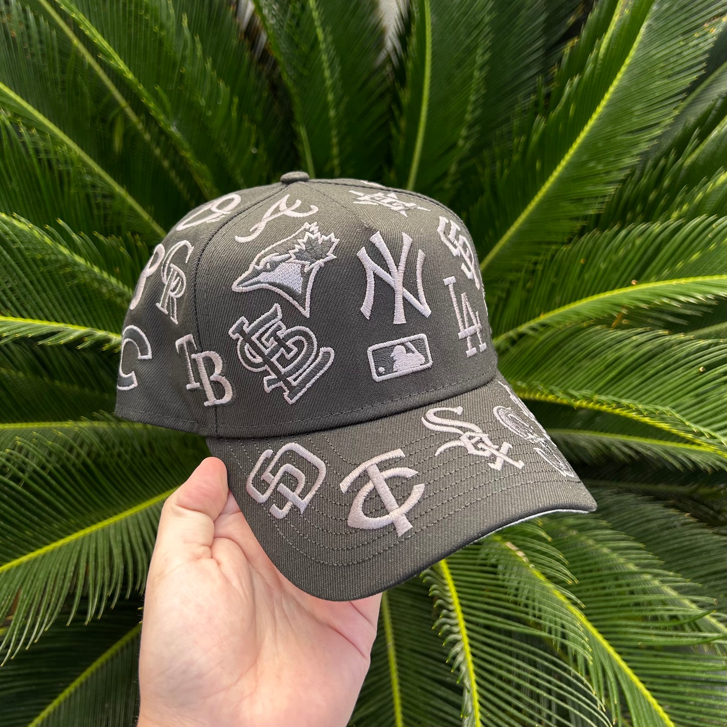 Gorra New Era Exclusiva All Over Total Black