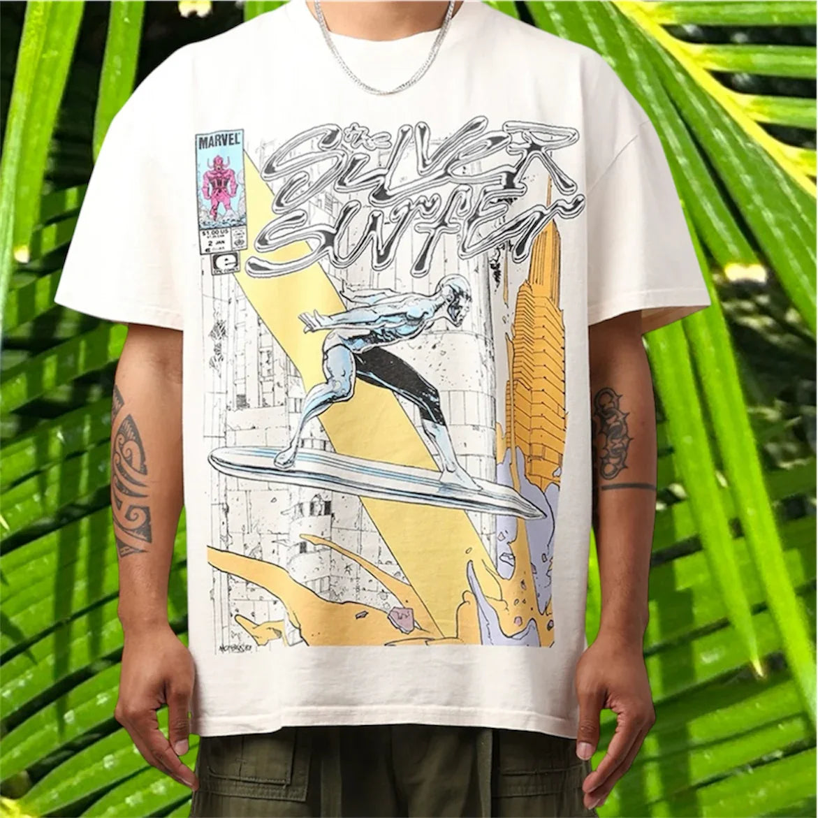 Playera Marvel “Silver Surfer” Oversize