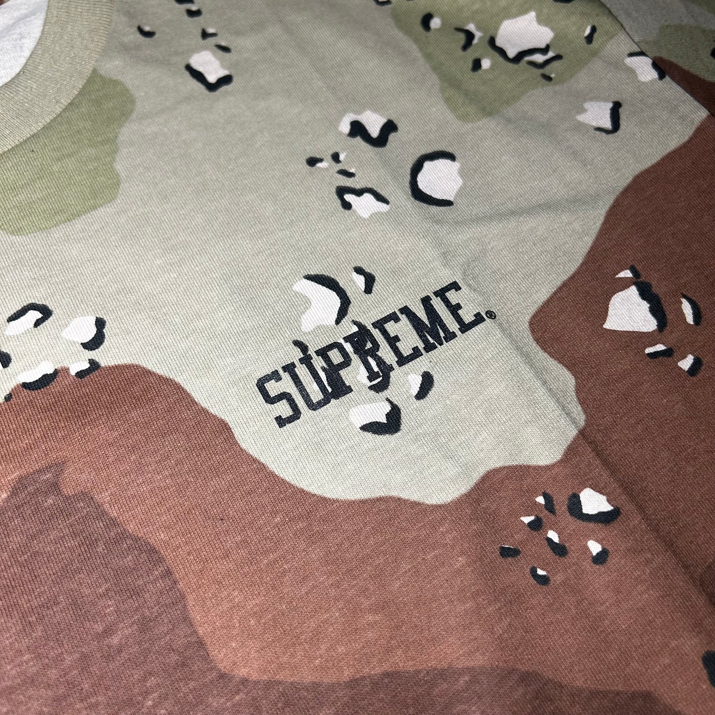 Playera Supreme “Dash Snow” Camuflaje