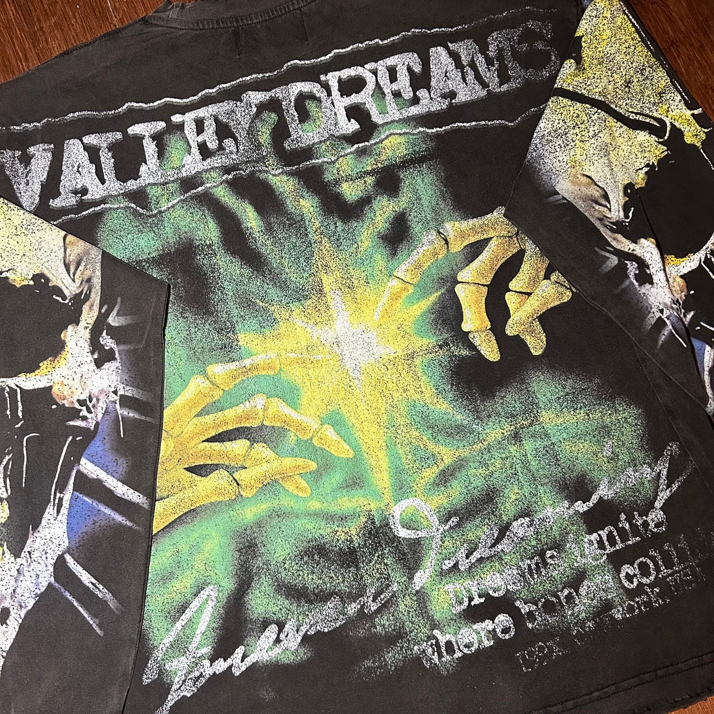 Playera Valley Dream Manga Larga