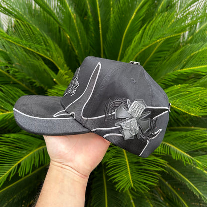 Gorra Baez x Maestro Shifu “ABZ X BAEZ” - Ajustable / Negro