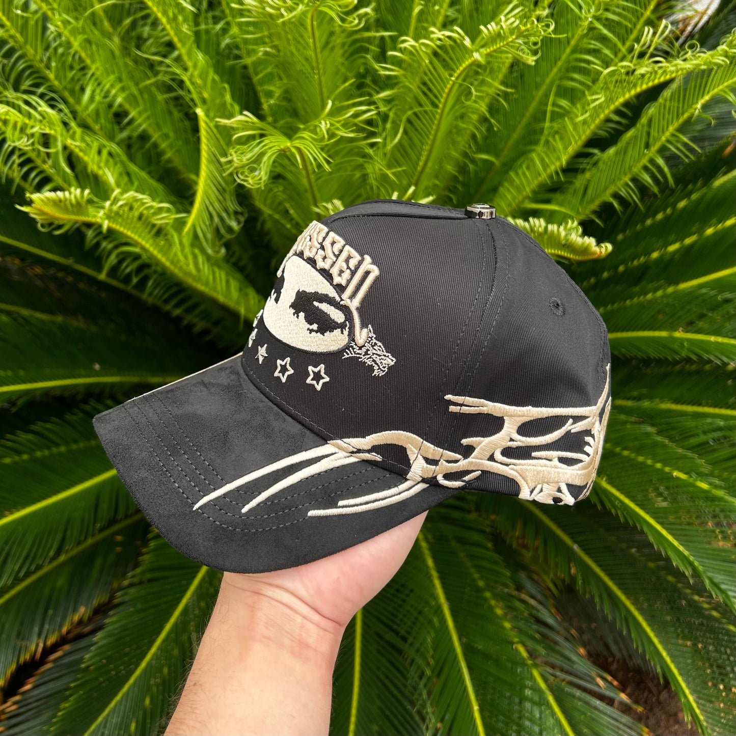 Gorra Baez x Maestro Shifu “All Eyez On Me” - Ajustable / Negro