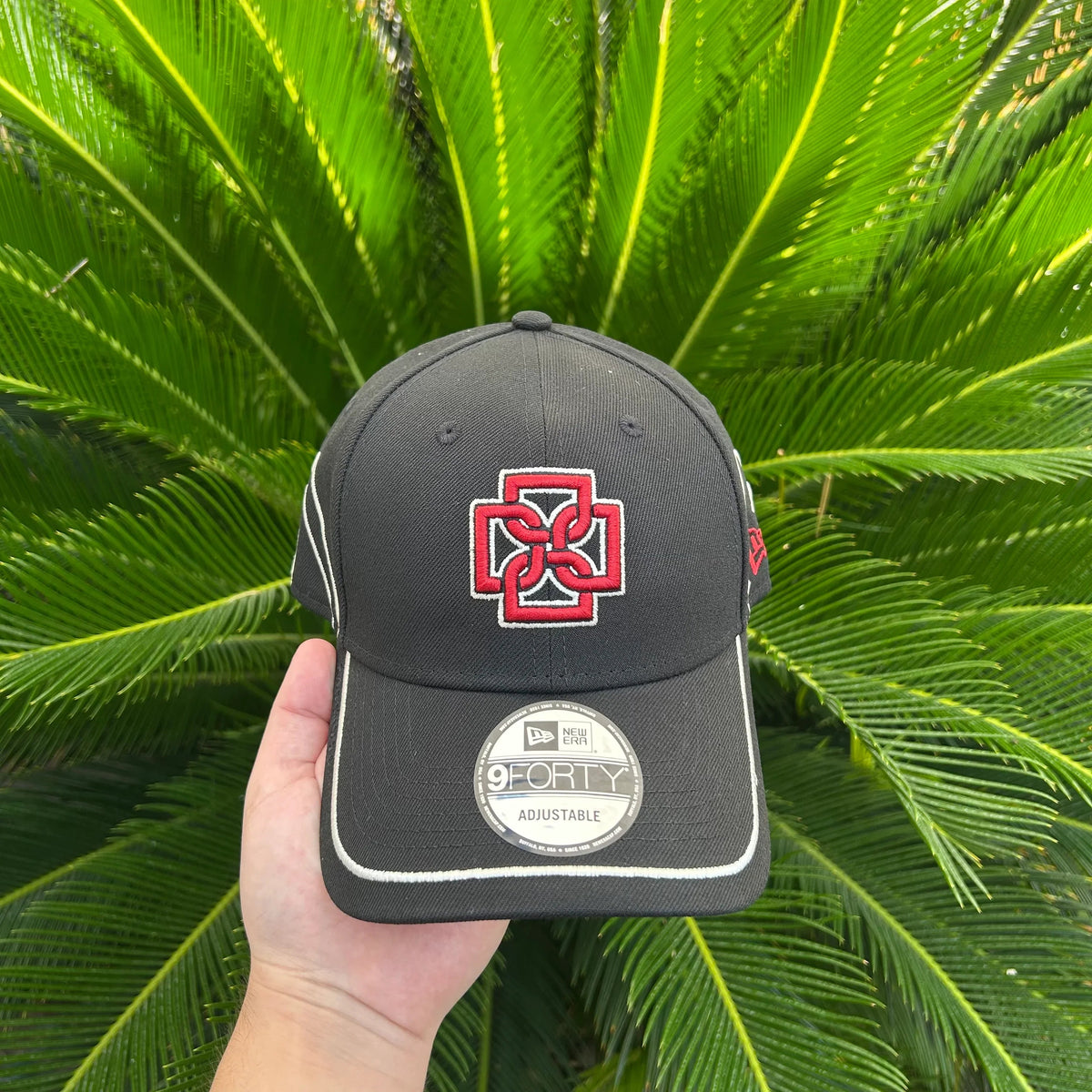 Gorra Curva Duki x New Era 9FORTY Strapback