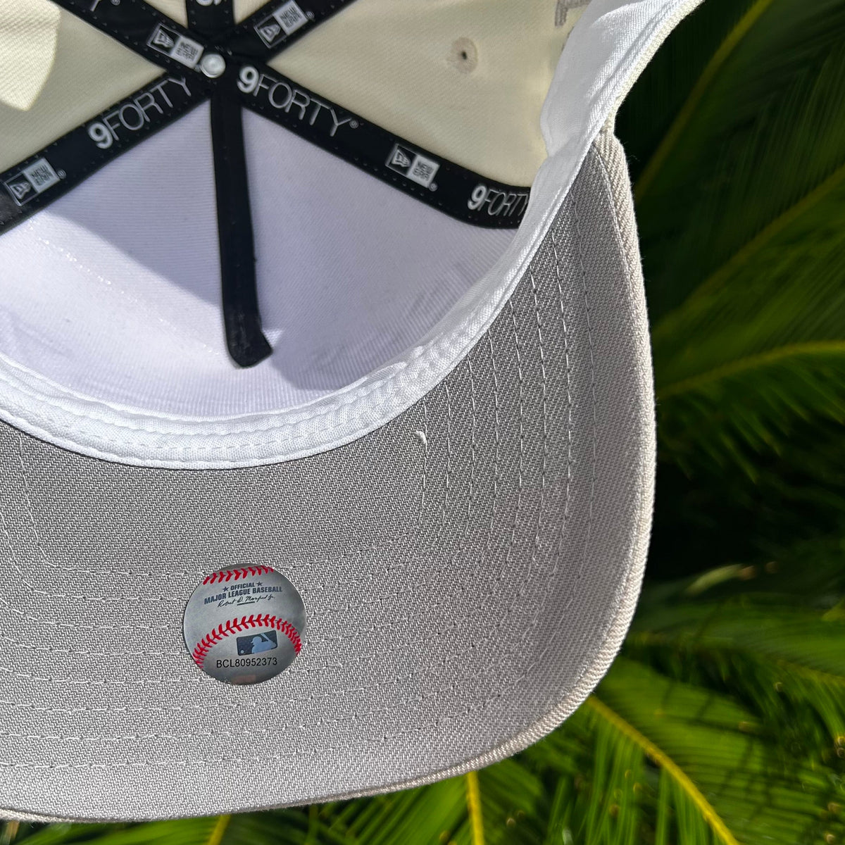 Gorra Exclusiva Dodgers Ohtani Gray - Ajustable / Blanco/Gris