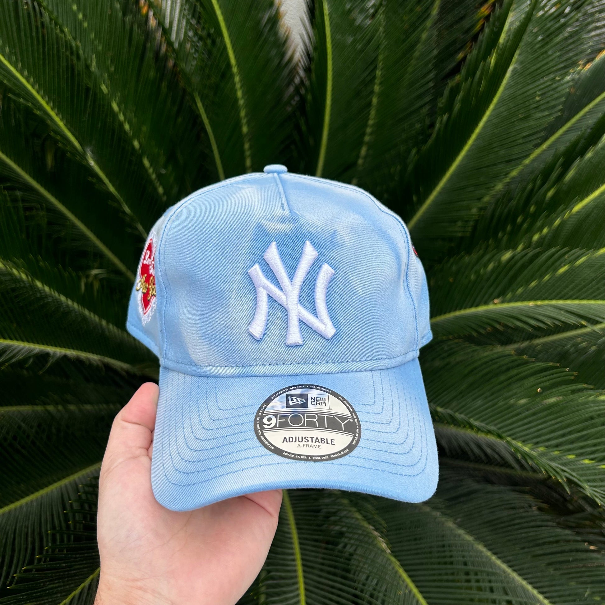 Gorra Exclusiva New Era 9Forty x Yankees “San Valentin” - Ajustable / Celeste