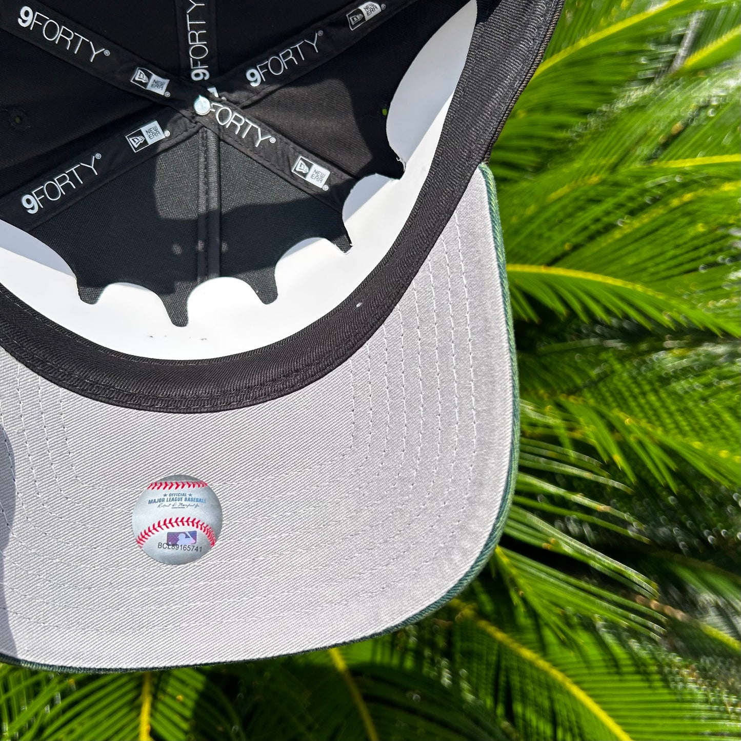 Gorra Exclusiva New Era Boston ’Bleach’ - Unitalla / Negro/Verde